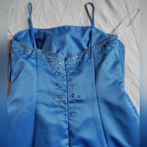 Spaghetti strap.rhinestones.Formal Blue.Crinoline. Wrap across front. - Picture 8 of 8